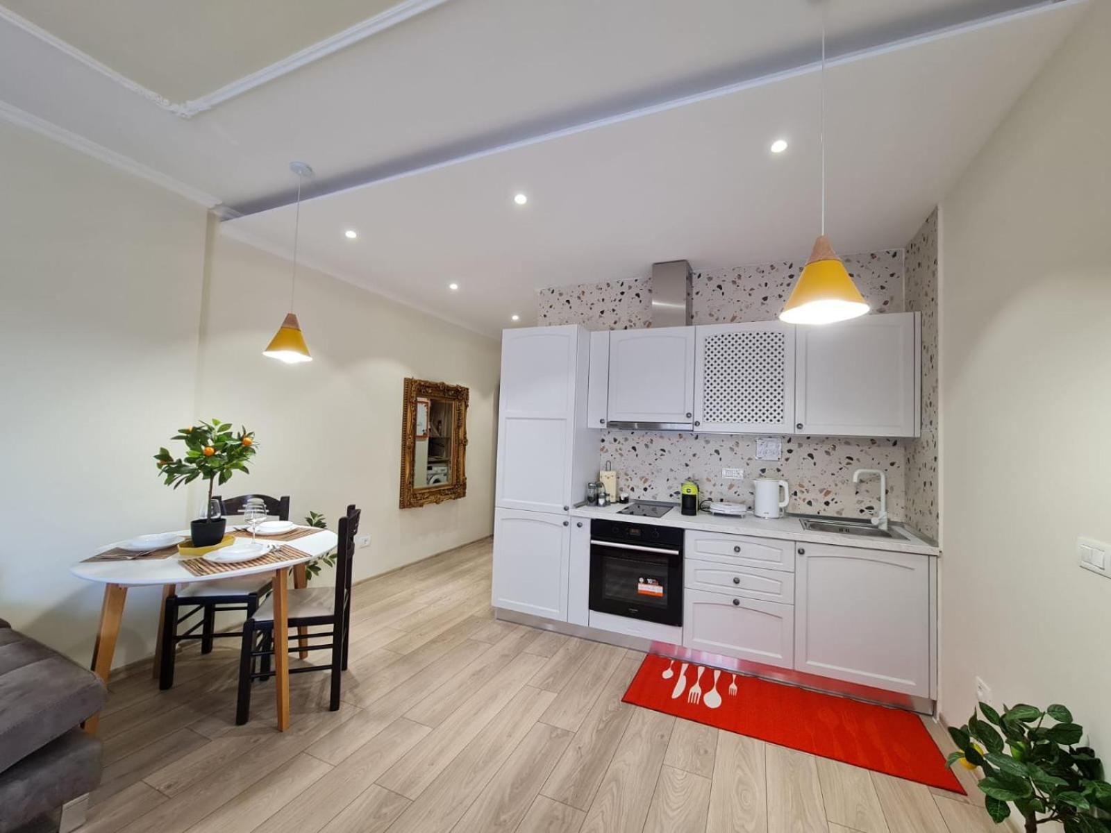 City Center Tirana luxury Orange Apartment 9A