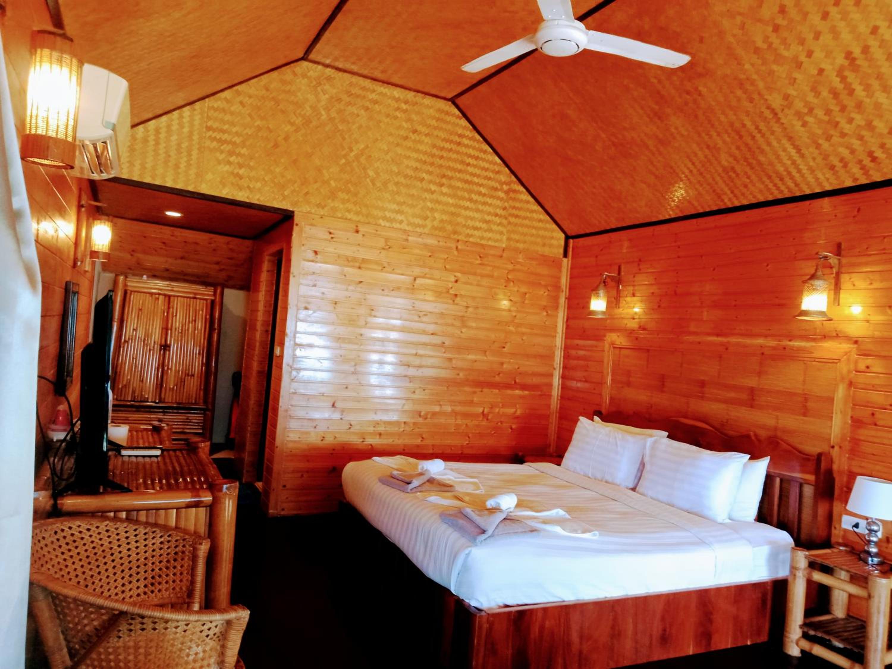 Bow Thong Beach Resort