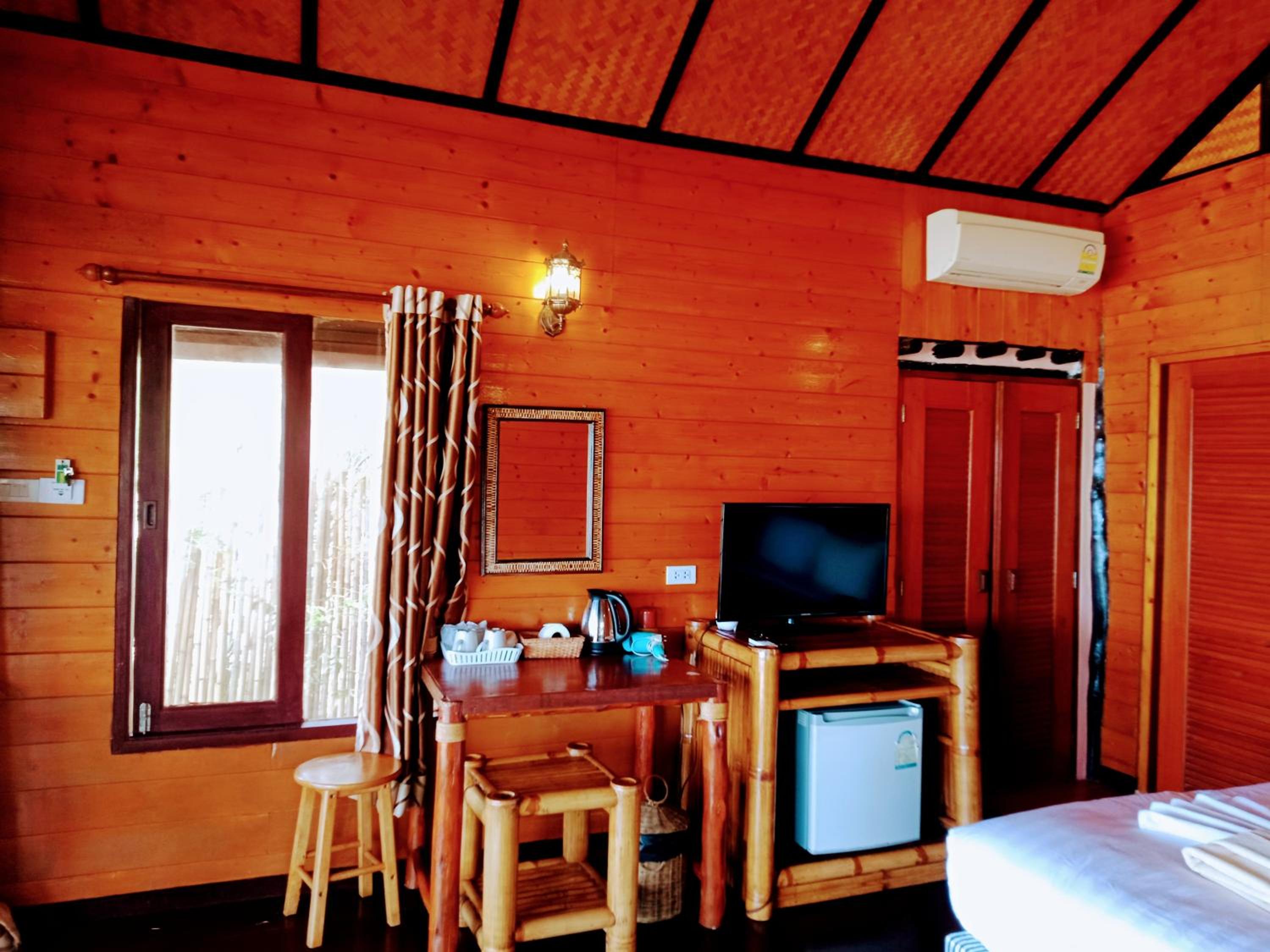 Bow Thong Beach Resort