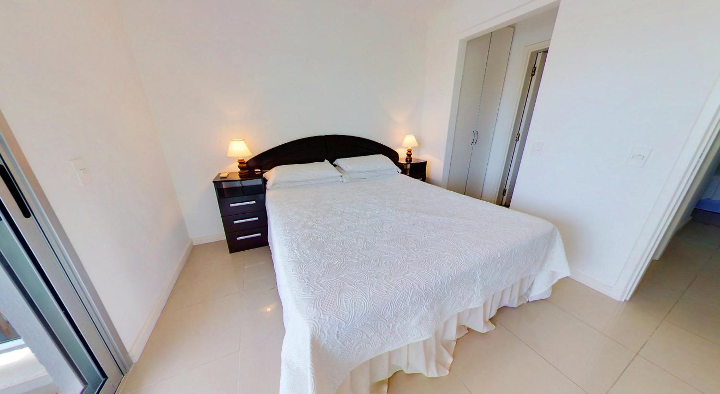 Arenas del Mar Apartments