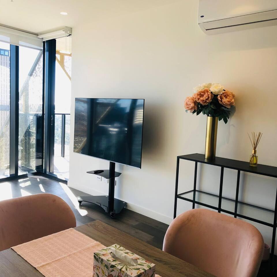 Sky Apartment - Realm Adelaide