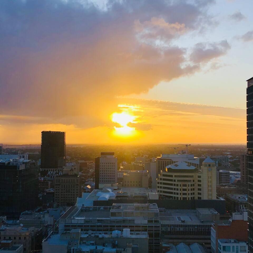 Sky Apartment - Realm Adelaide