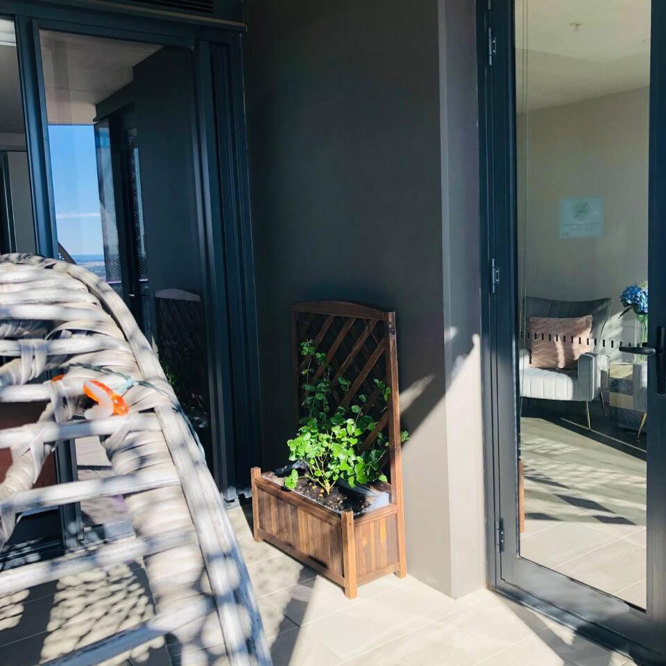 Sky Apartment - Realm Adelaide