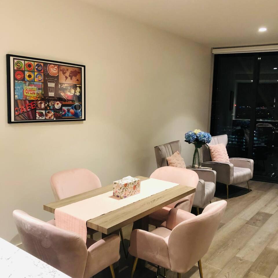 Sky Apartment - Realm Adelaide