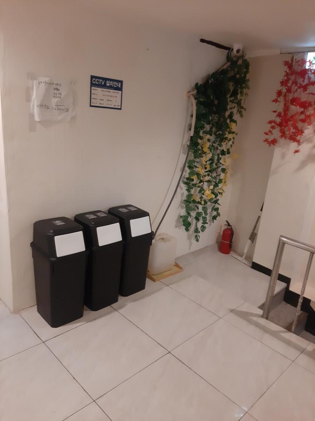 ELO Hostel