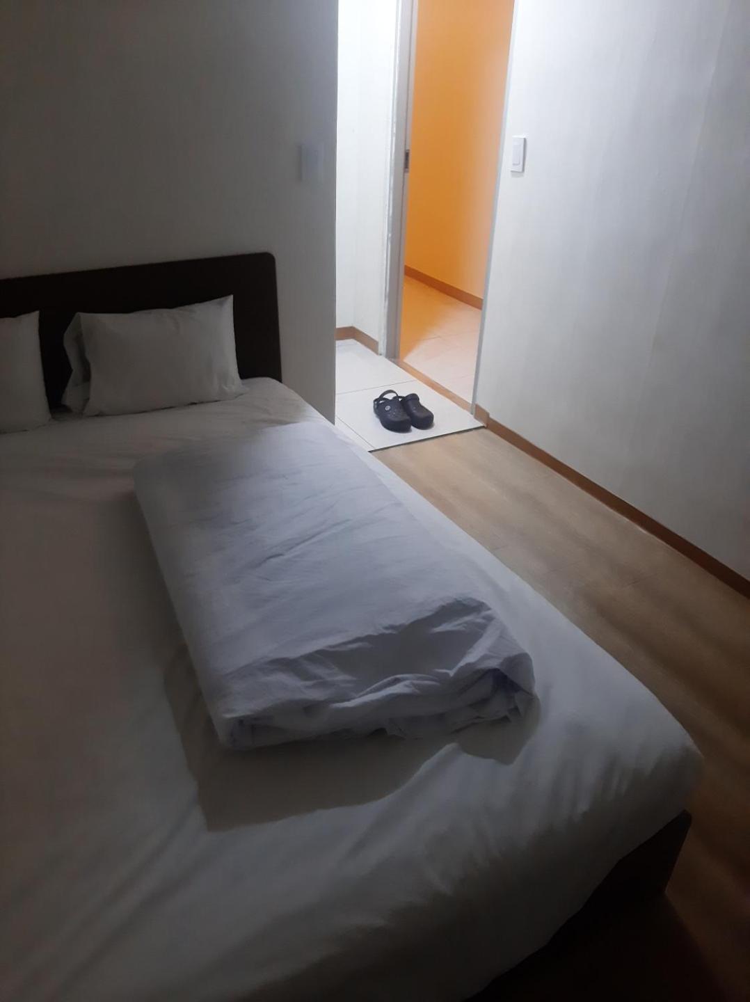ELO Hostel