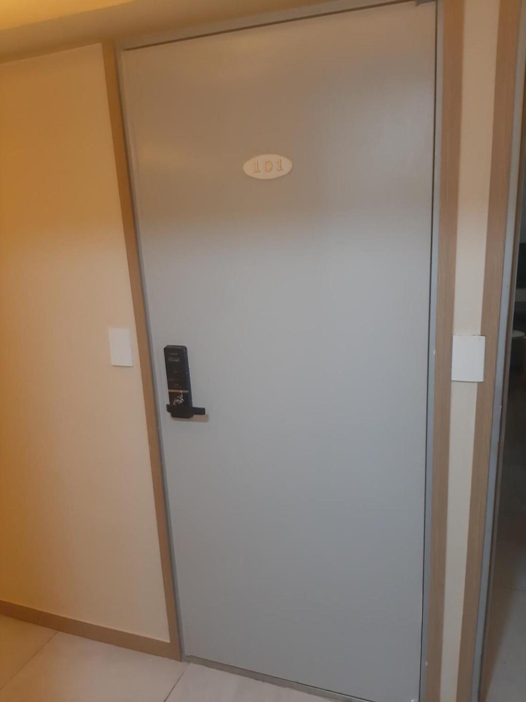 ELO Hostel