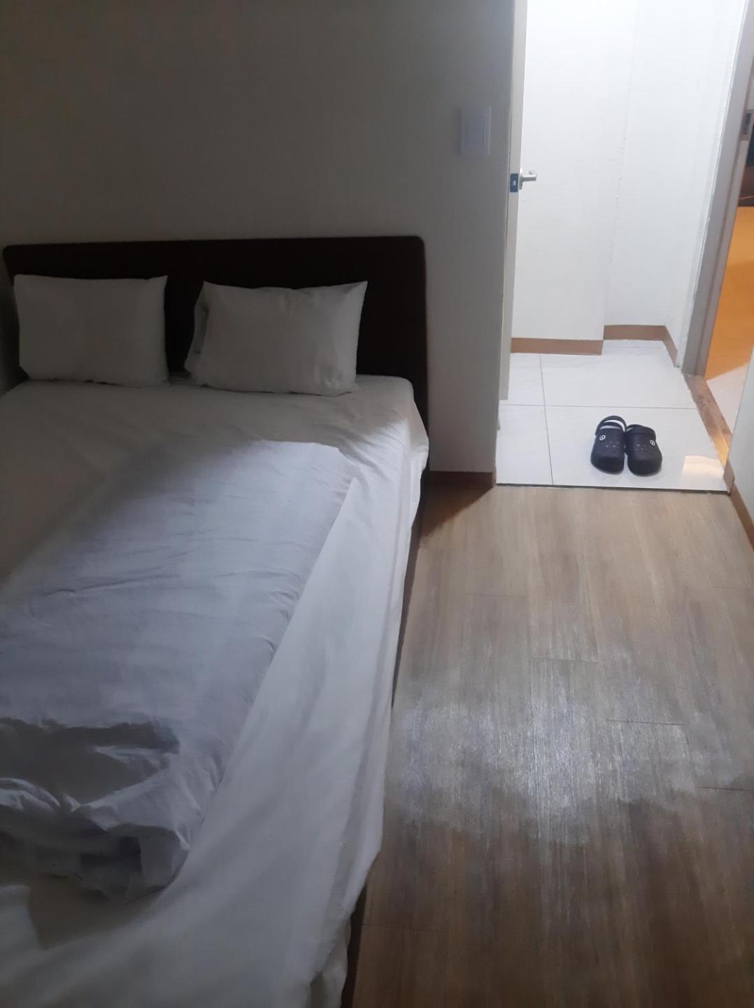 ELO Hostel