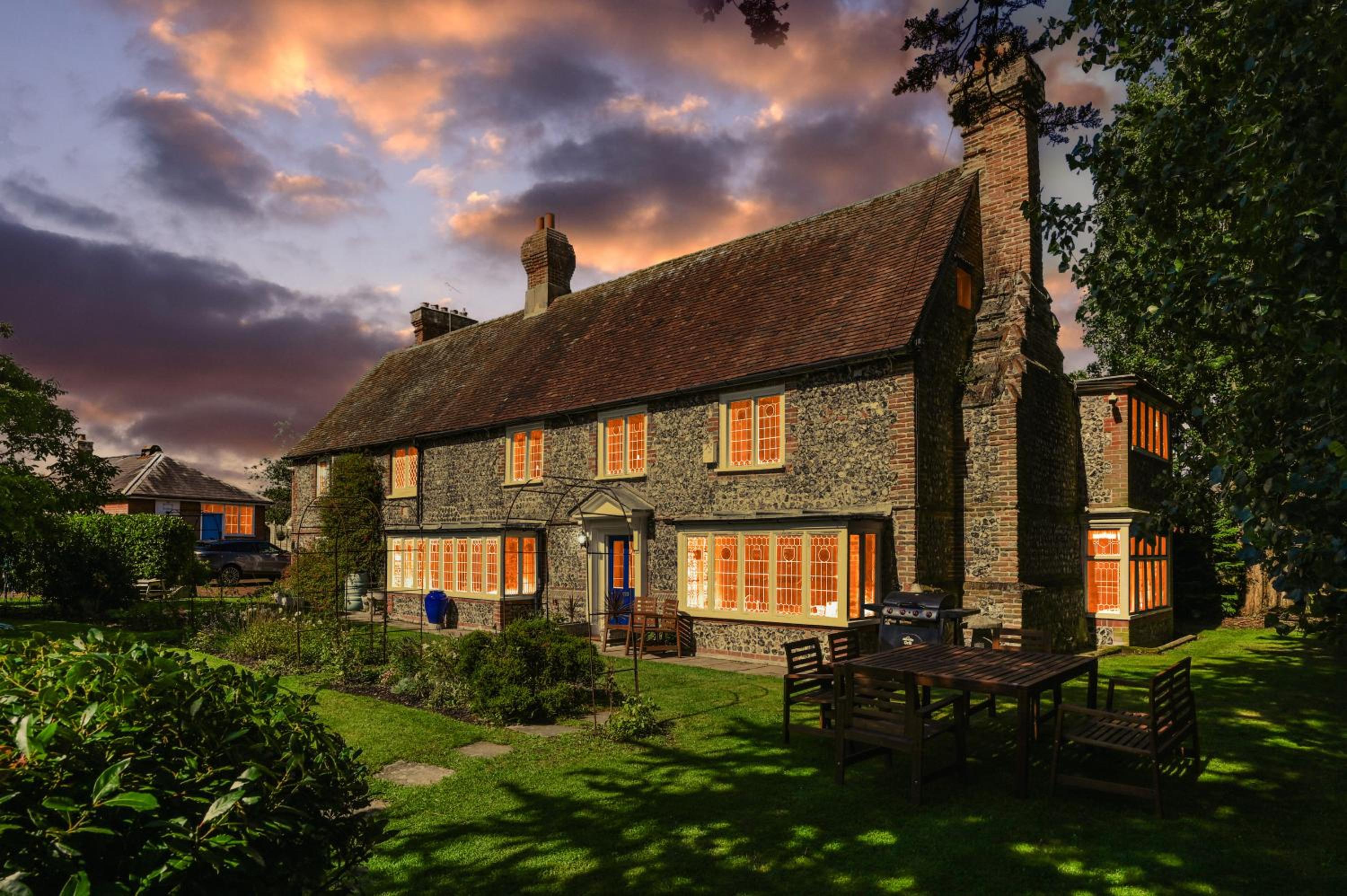 Walnut Tree House