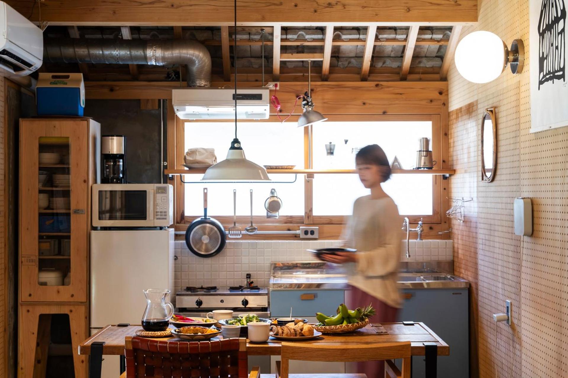 フクギに囲まれた家 さばんぎ沖縄古民家 SAVANGI Okinawan Designed Folk House view 3