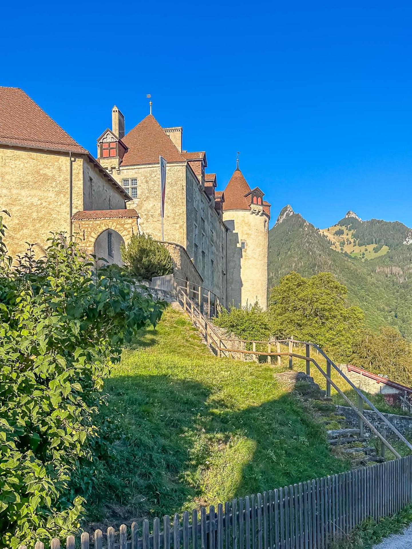 Un écrin face aux bains