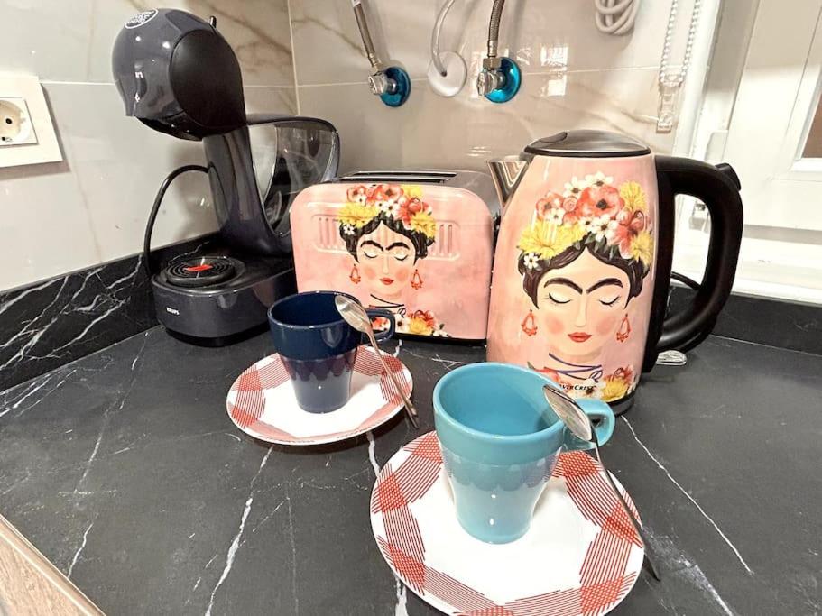 LUJO Proyector, Maquina Arcade, Wifi y patinetes photo 5