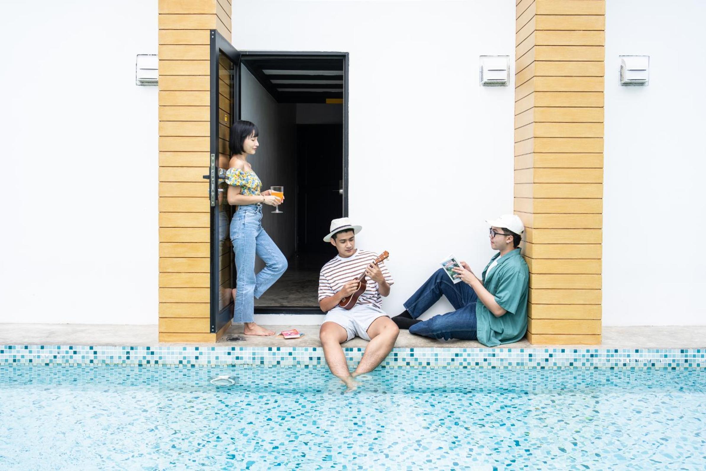 Book a Bed Poshtel - SHA Plus