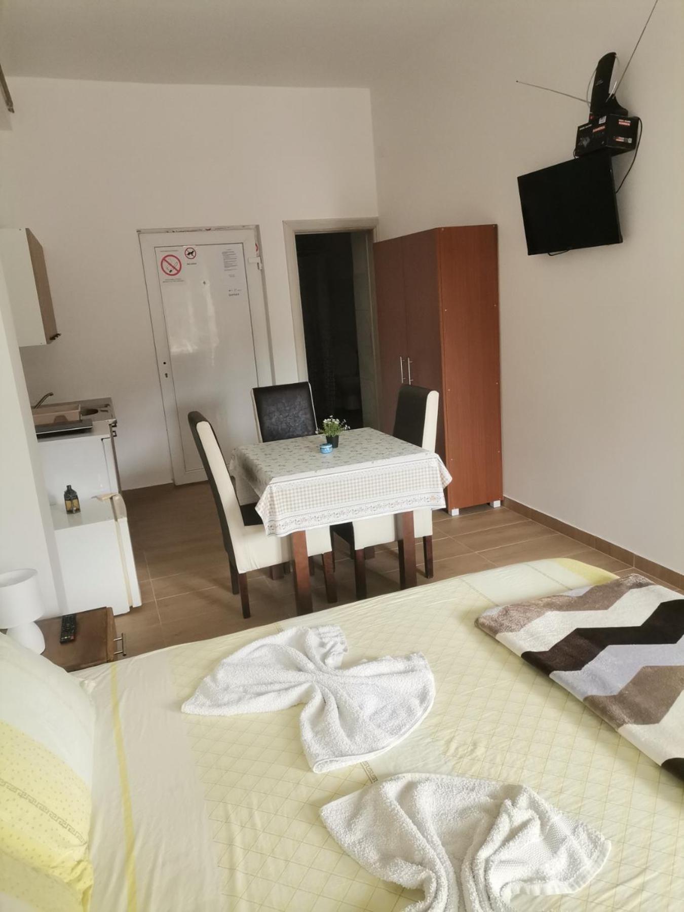 Apartmani Lazić