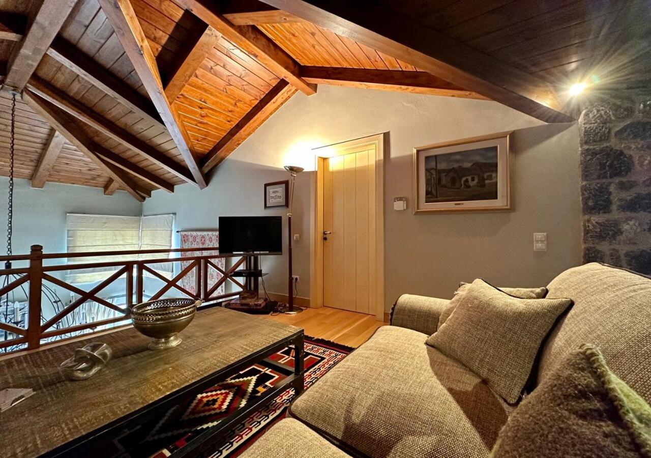 Plethora Arachova Luxury Chalet