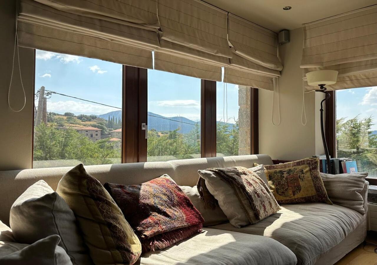Plethora Arachova Luxury Chalet