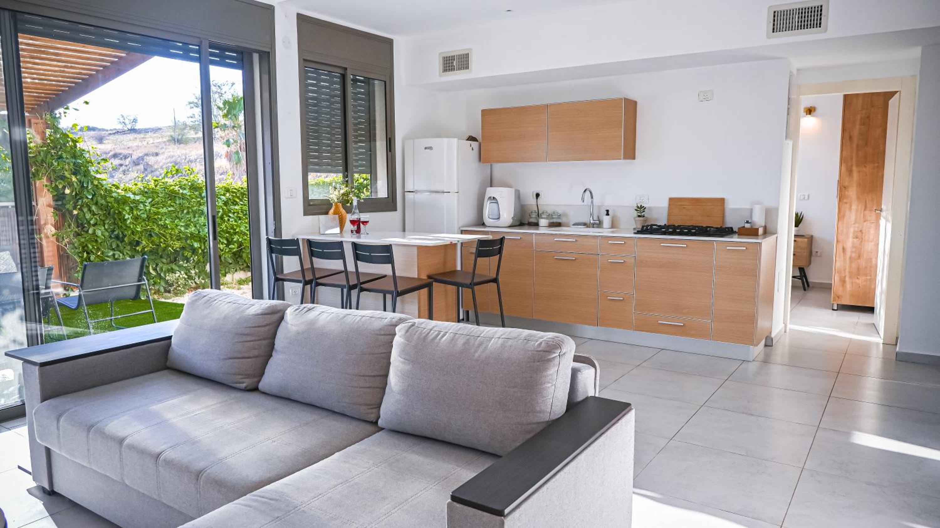Nofesh Arbel Suite with Jacuzzi near Sea of Galilee