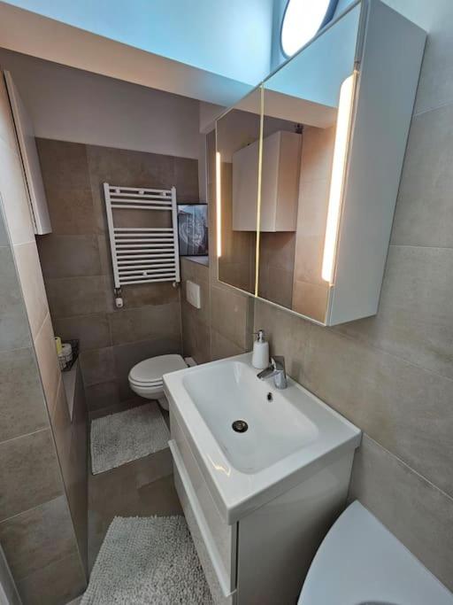 Vienna Vacations - Affordable Suite in Vienna's Hotpoint - Property Image 6