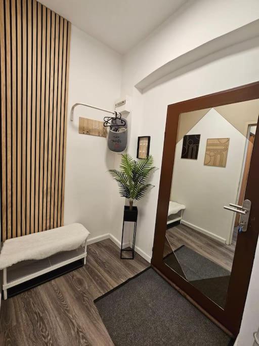 Vienna Vacations - Affordable Suite in Vienna's Hotpoint - Property Image 17