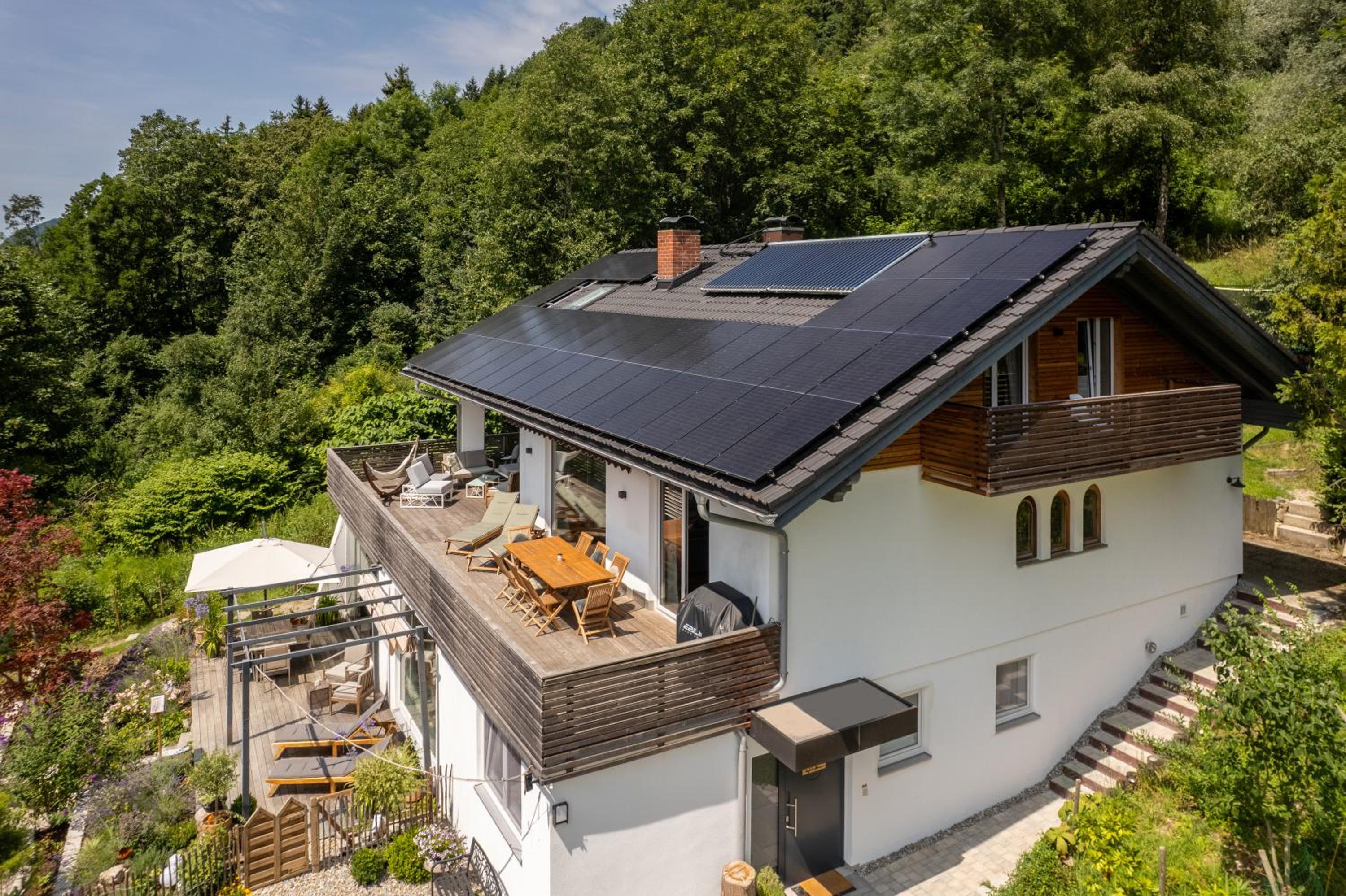 Hotel Wald Lounge - Image 1