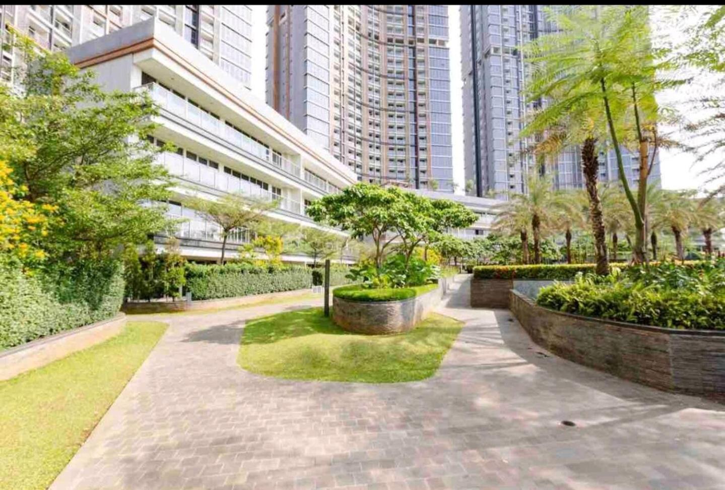 Studio Sea View Apartment at Gold Coast PIK by MYsweethome