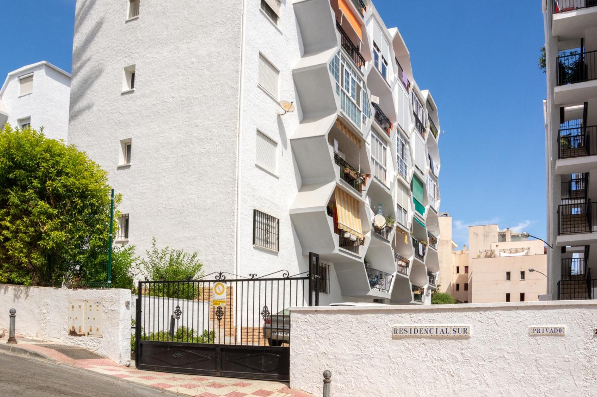 Casa Anselmsson - Your Dream Duplex Escape with a pool