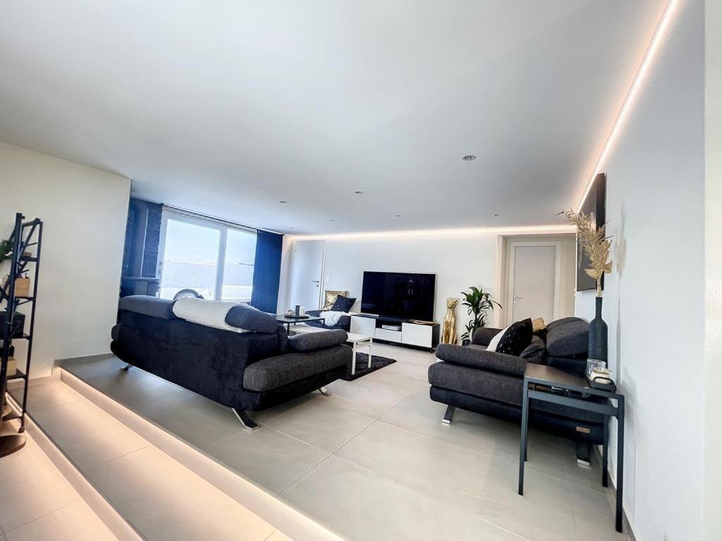 Appartement moderne avec terrasse et piscine à Châtel sur Bex