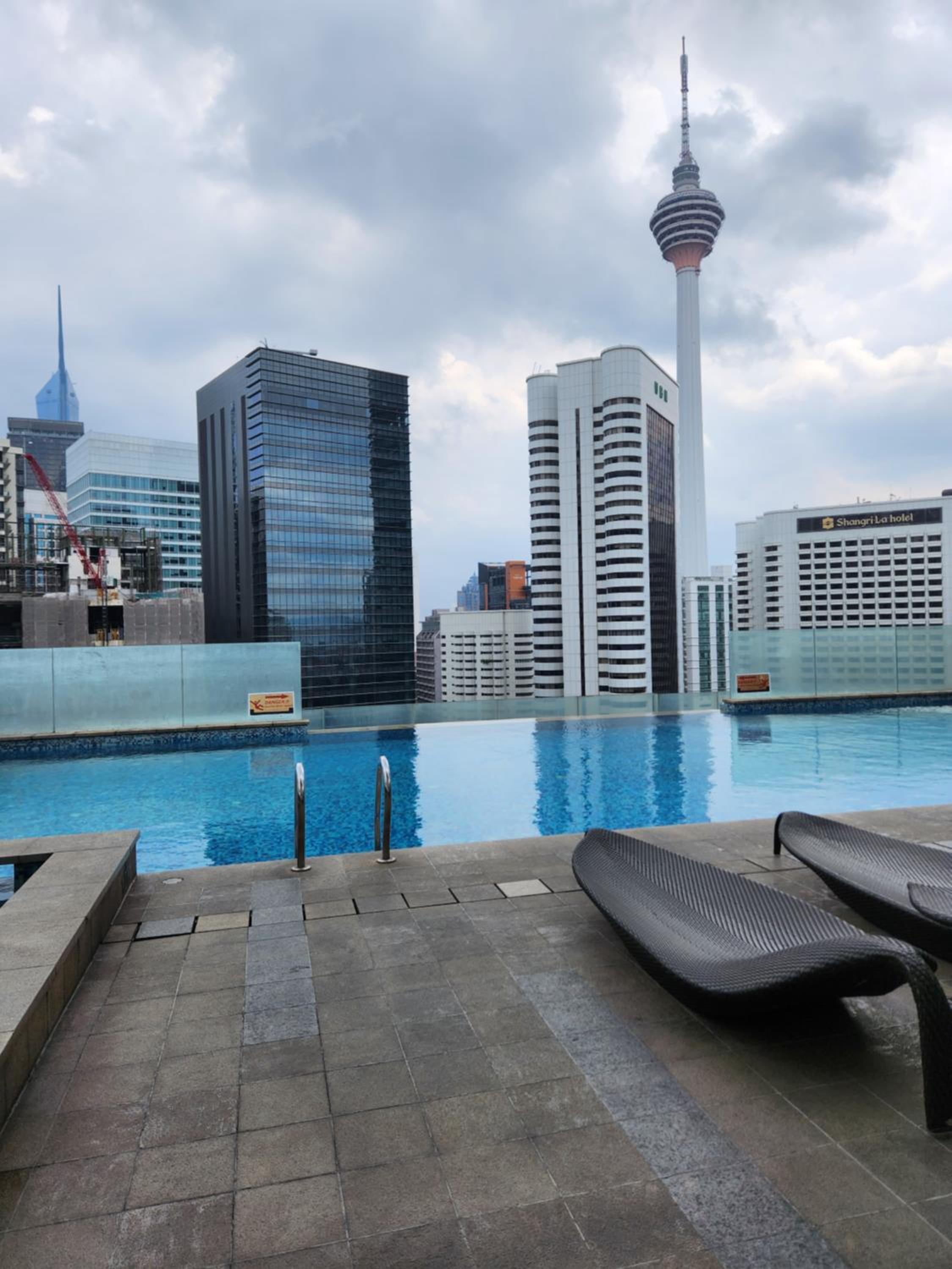 163 STUDIO walking distance to Petronas Twin Tower KLCC by Zen Glo
