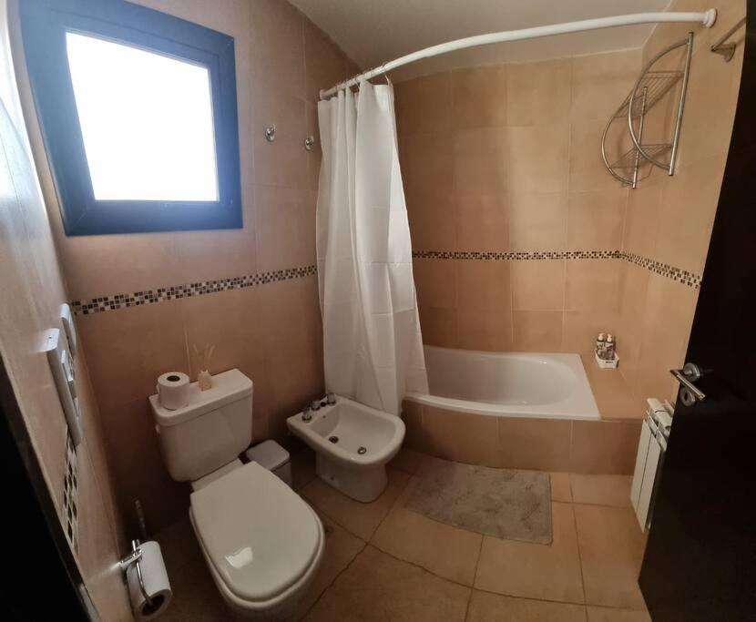 Luminoso, amplio y con piscina!