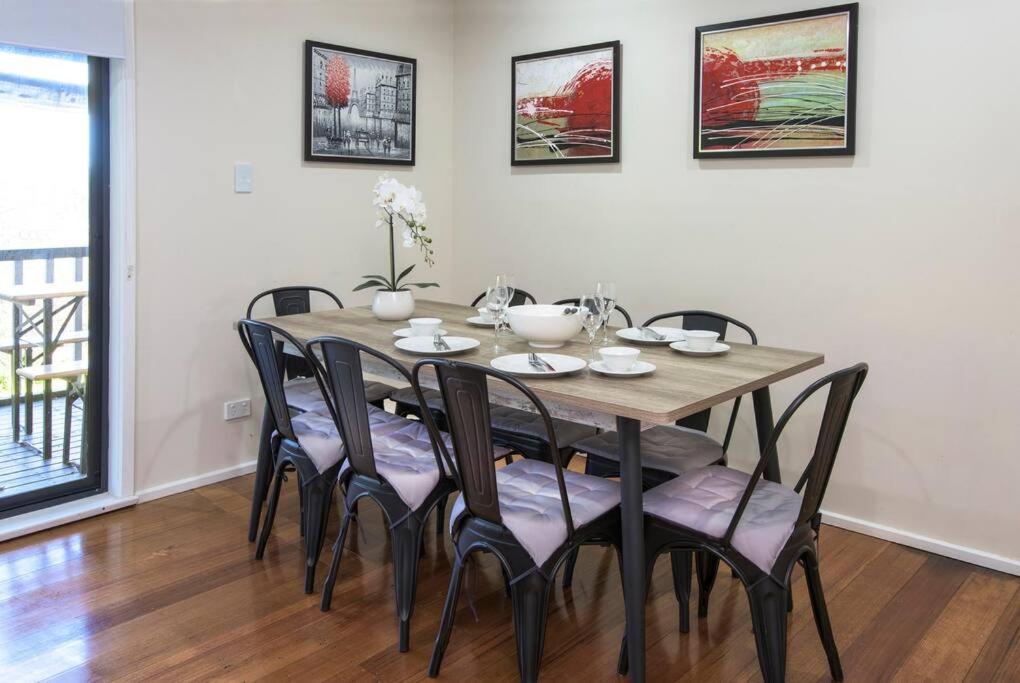 Little House Olinda - village stay sleeps 6
