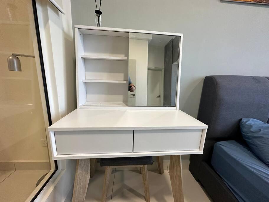 Arte PetFriendly 6Pax NetflixYTB