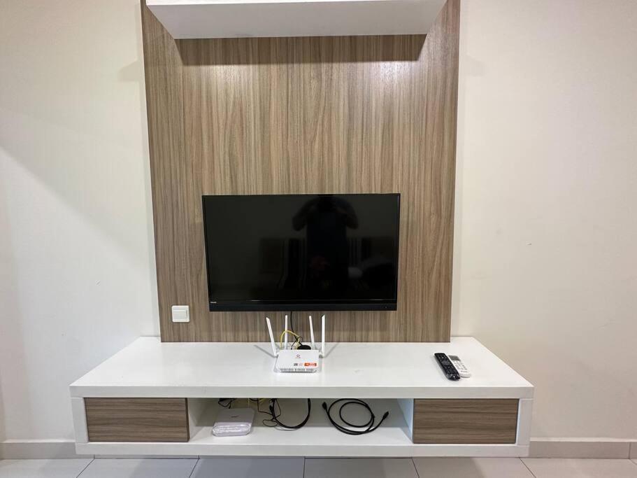 Arte PetFriendly 6Pax NetflixYTB