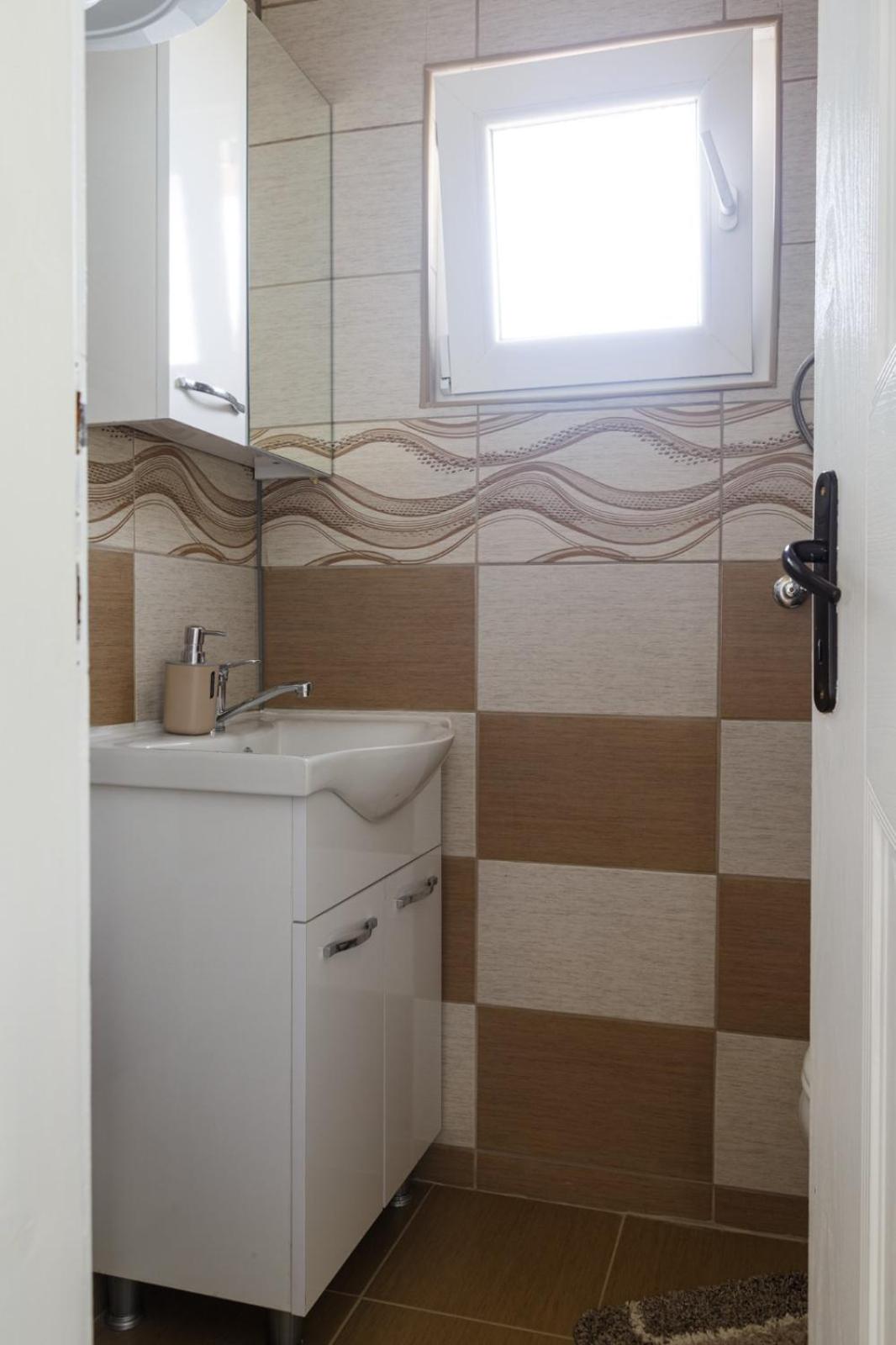 Apartman HILL 1