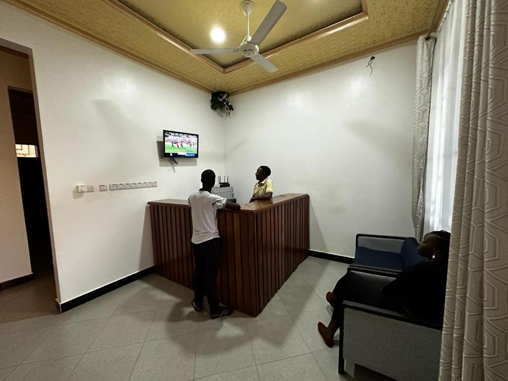 Revada Lodge Airport