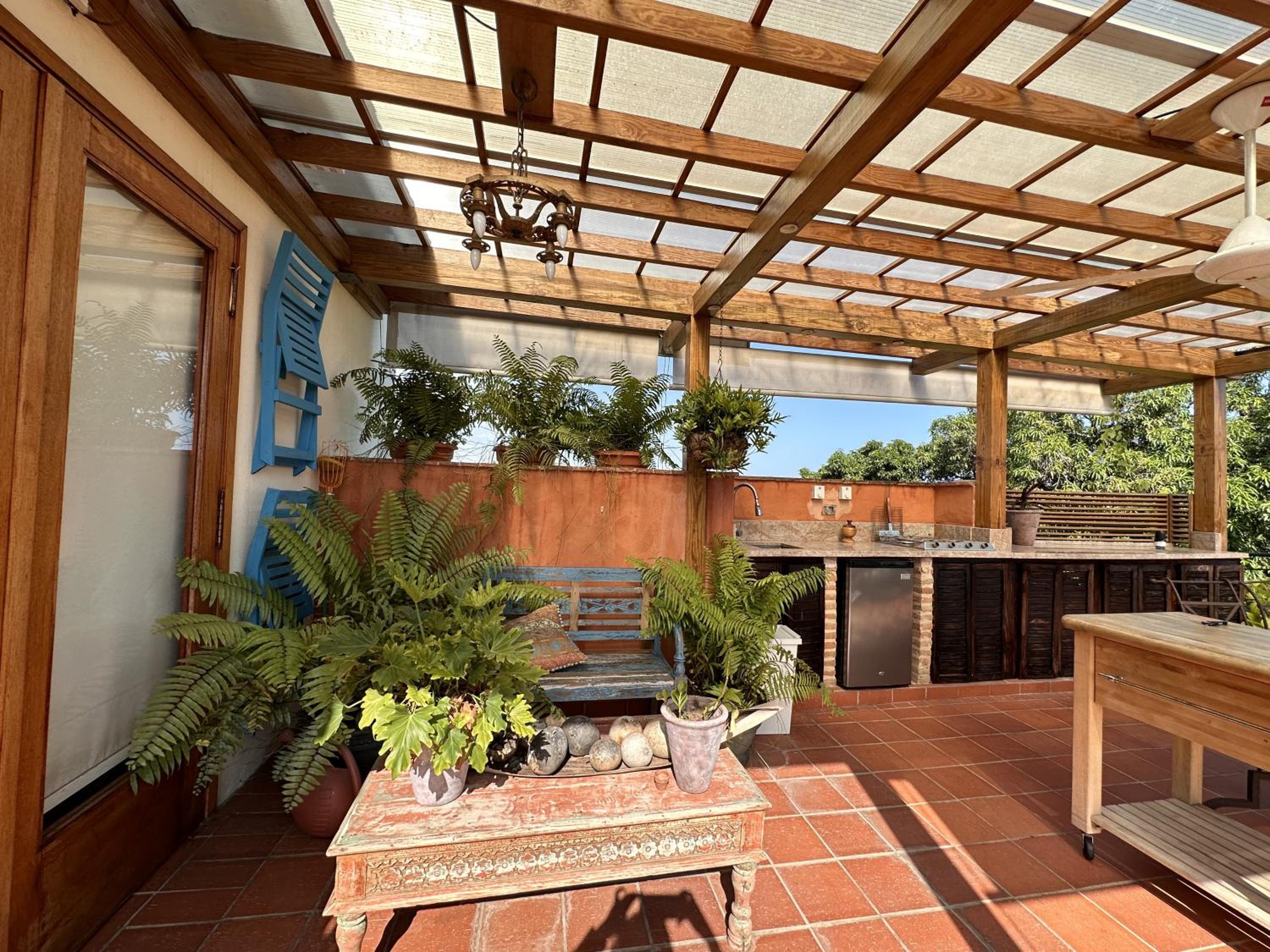 Unique two-level penthouse in the historical area