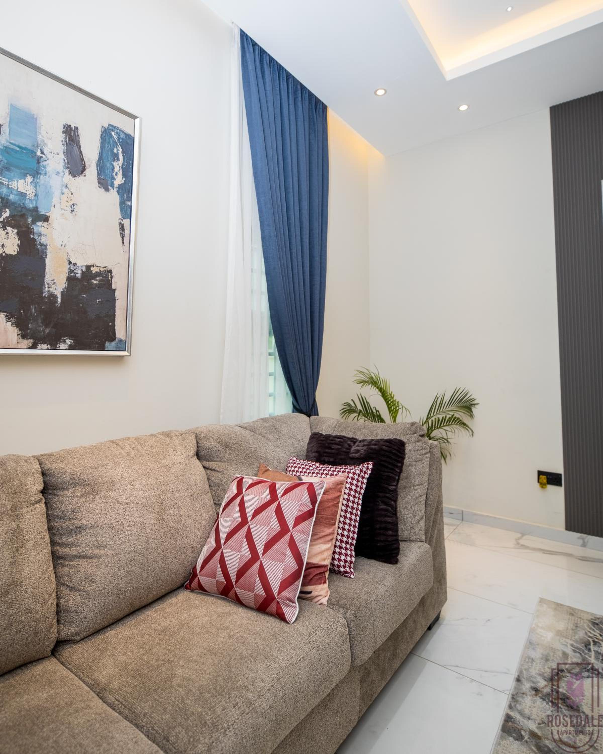 Cozy 2 bedroom @the Rosedale view 3