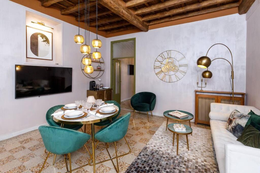 Serpenti home