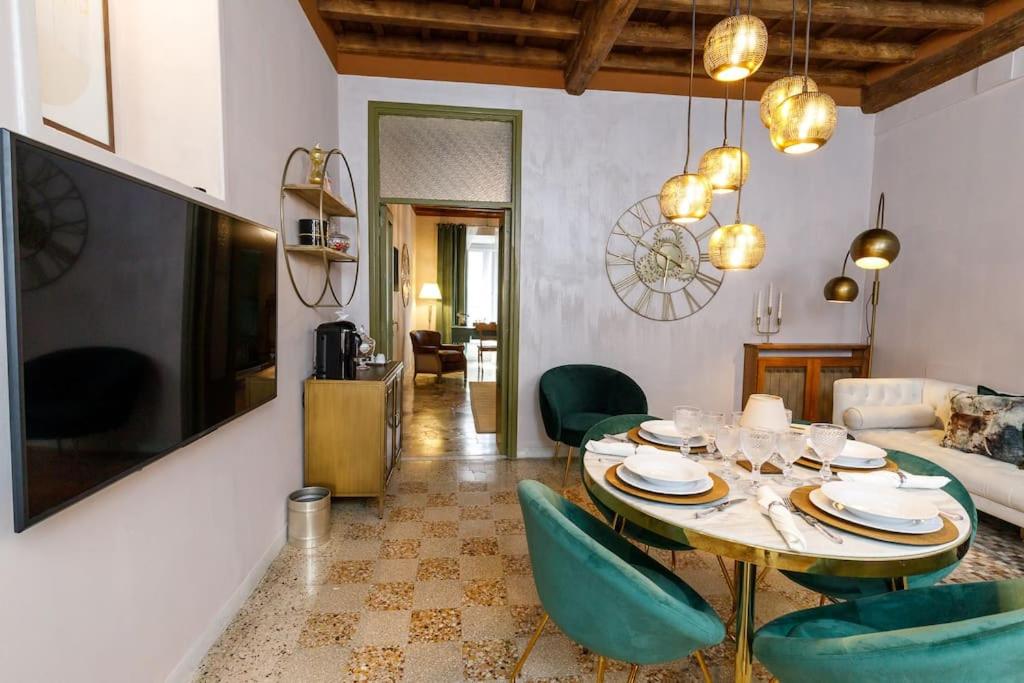 Serpenti home
