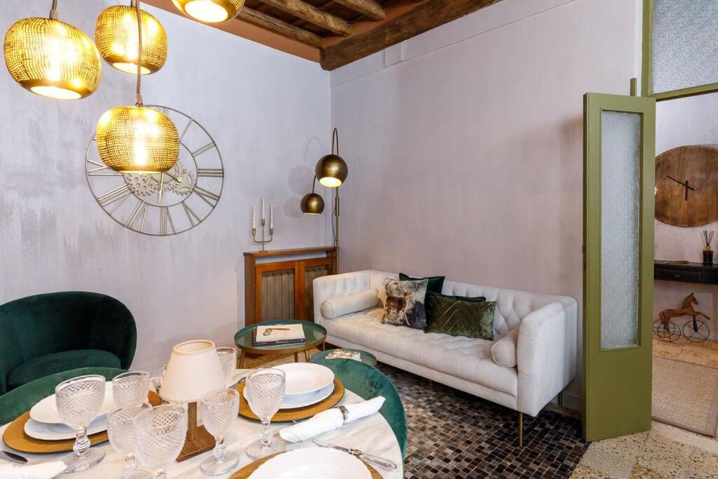 Serpenti home