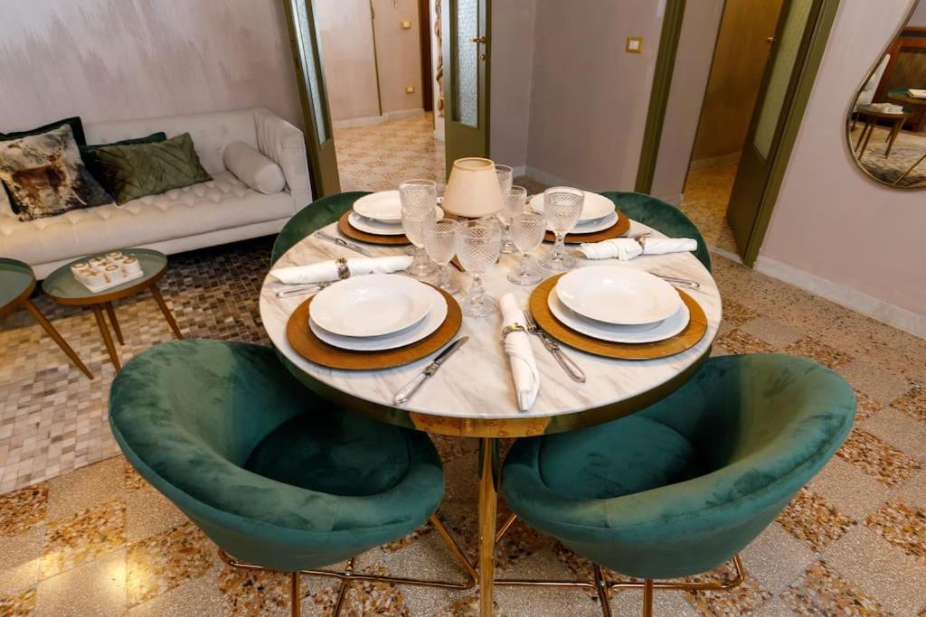 Serpenti home