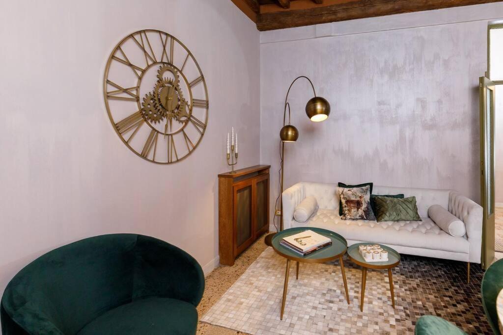 Serpenti home