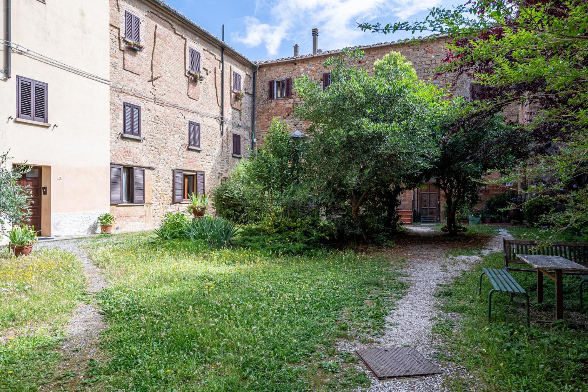 (Loft in centro) Laboratorio dell’alabastro view 2