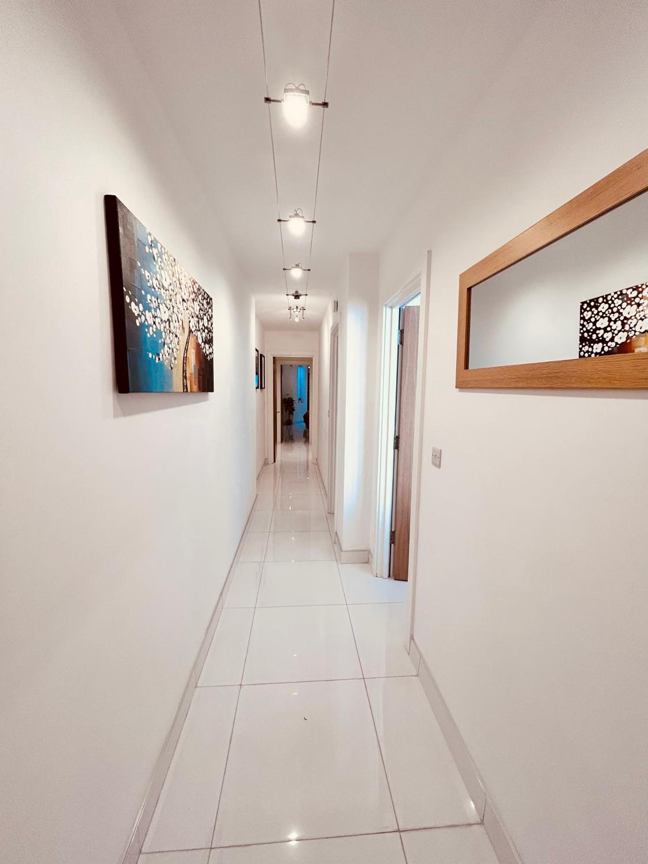 Stunning Spacious B.Apt. Slps.4