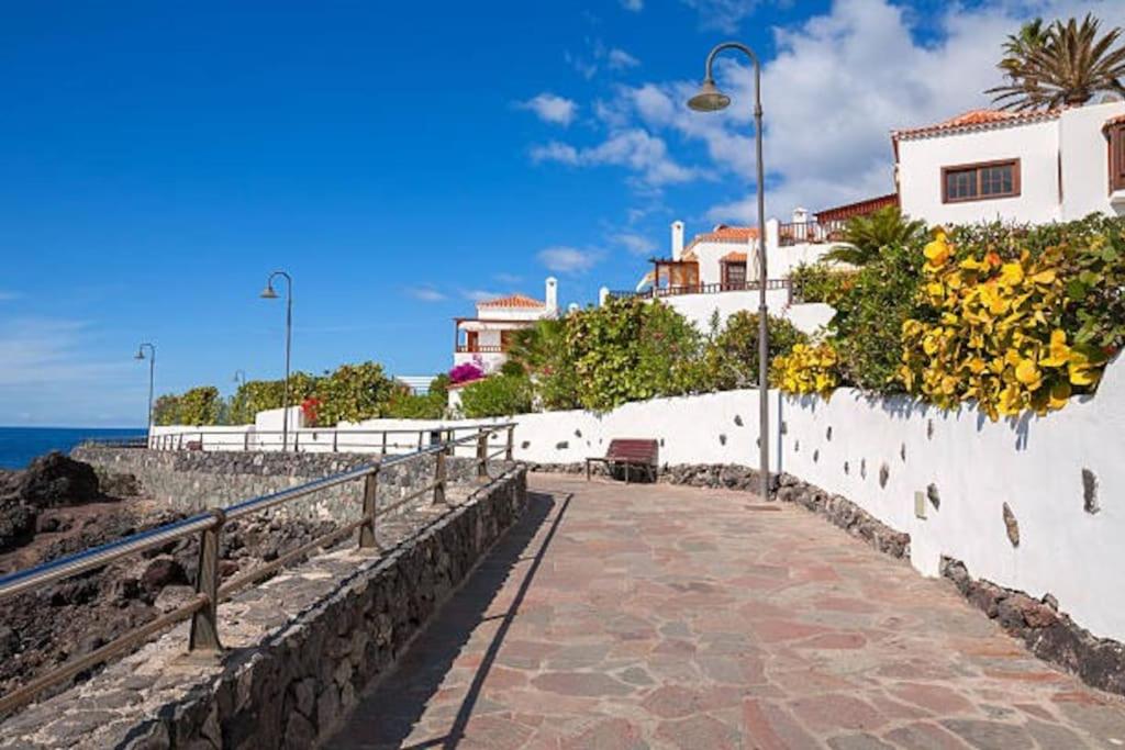 Govimar Terrace & Pool - Parking