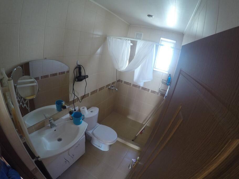 B27: Studio+BDR w/big Garden away from city heat!