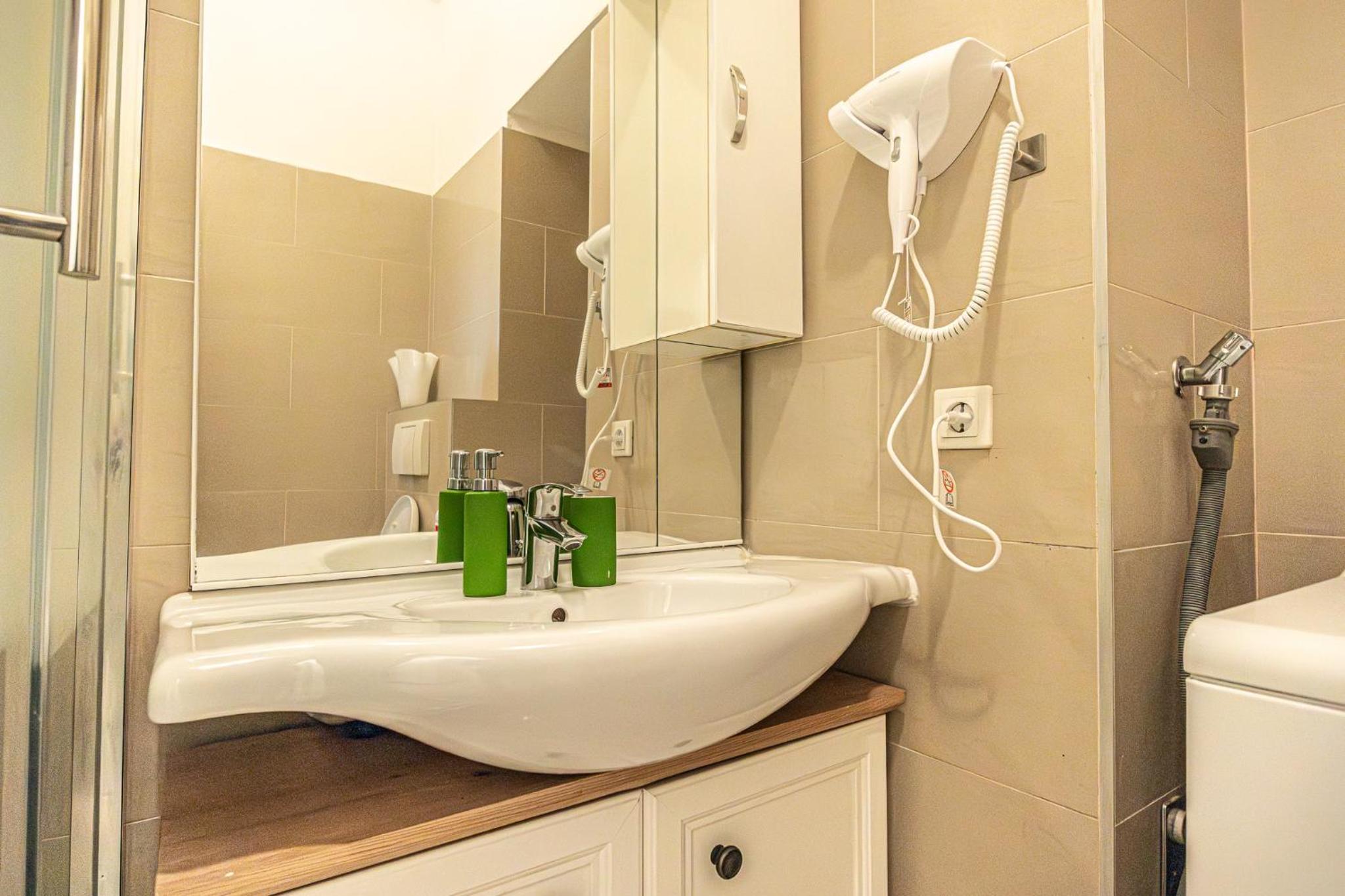 Homely 2BR Apt. Wien Penzing