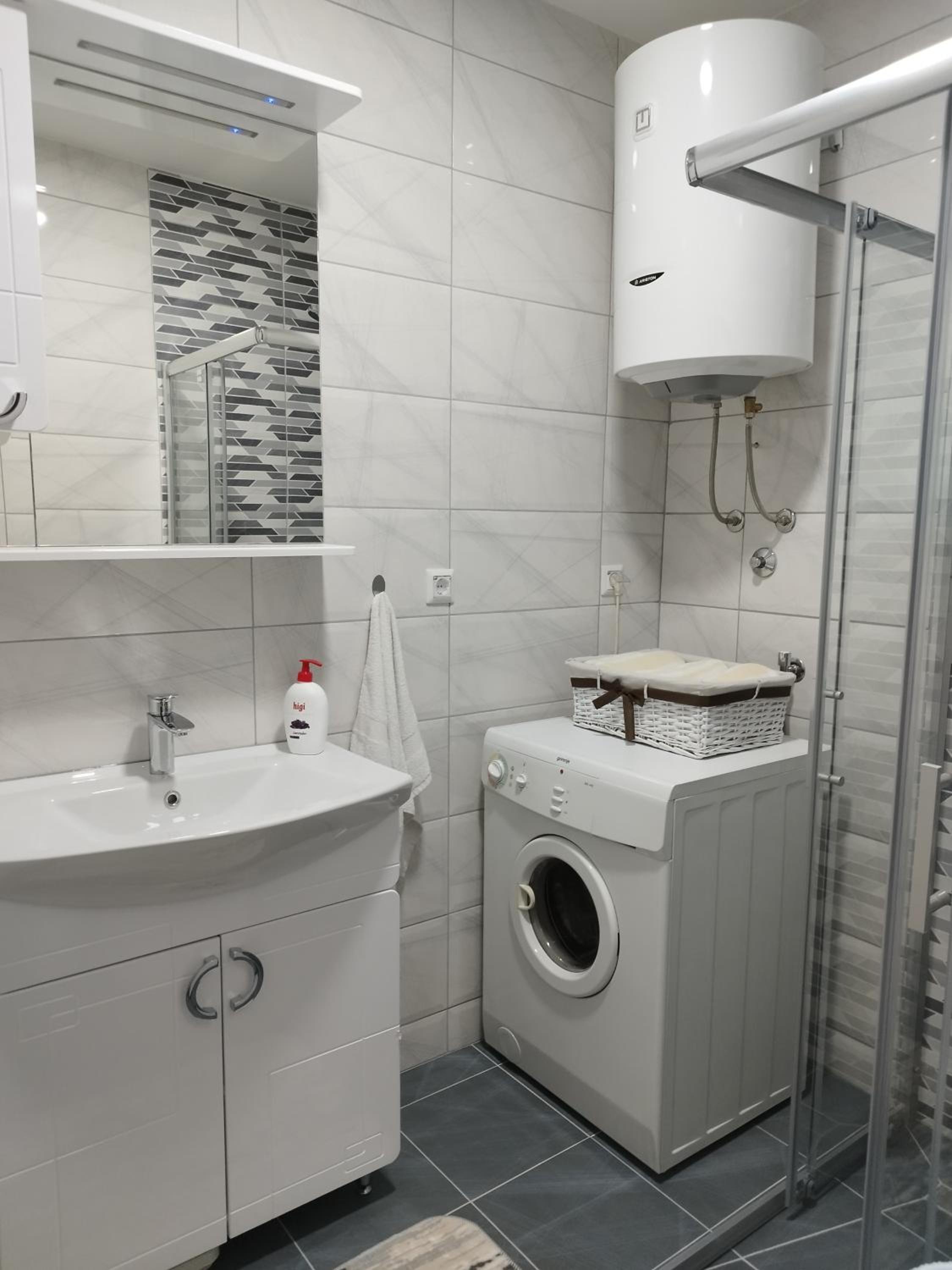 Apartman Sandi