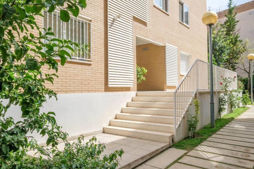 Apartamento en complejo residencial, con piscina.