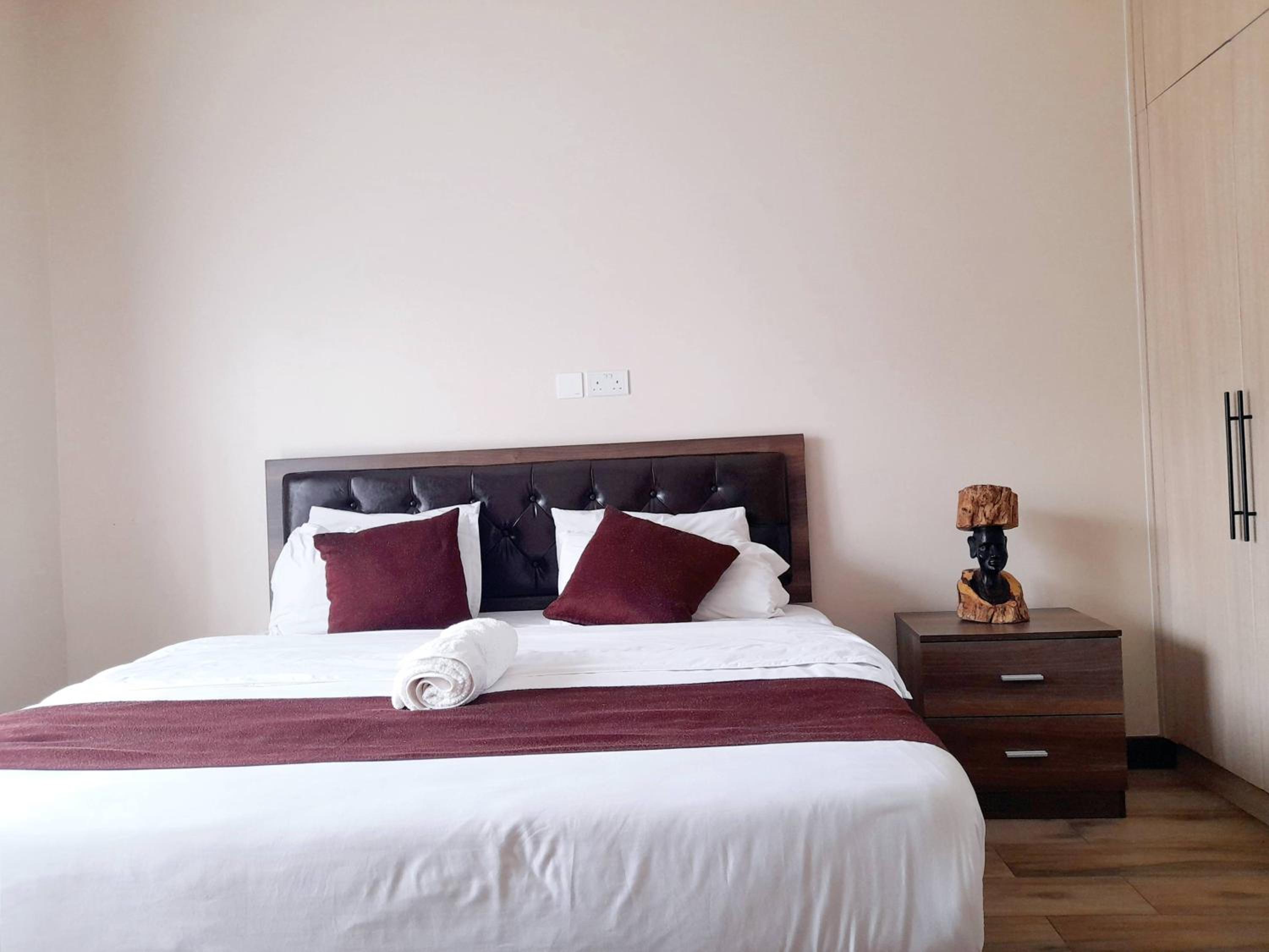 Lathembo Serviced Apartments