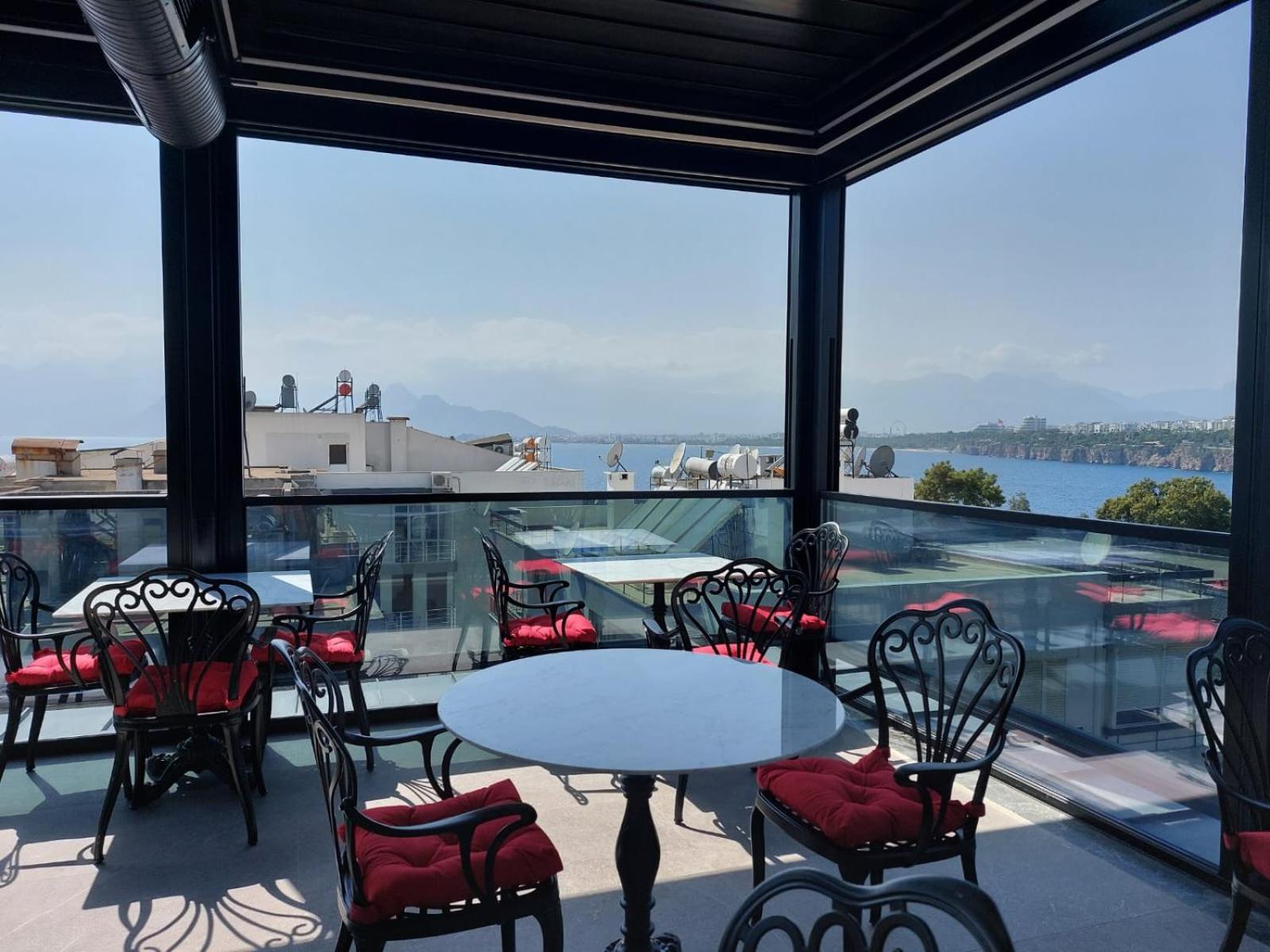 İn The Middle Otel - Image 40